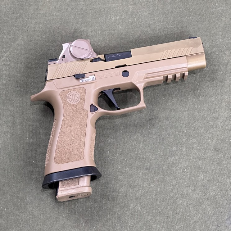 Sig Sauer M17 X-Series w/ Romeo X M17 Optic 9mm